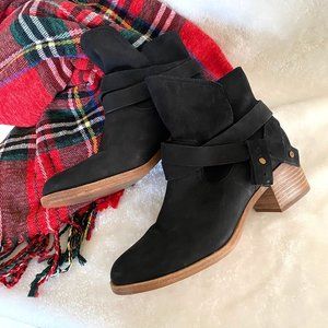 booties size 8 UGG Elora black ankle heel bootie 8.5 strap detail